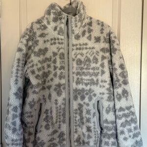 Patagonia Cream and Gray Patterned Teddy Jacket